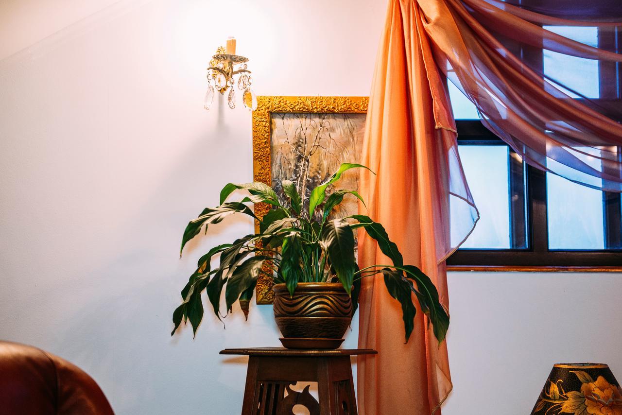 Antique House Hotel Dubno Luaran gambar