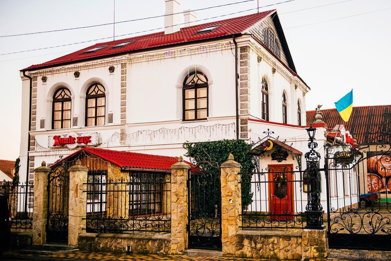 Antique House Hotel Dubno Luaran gambar