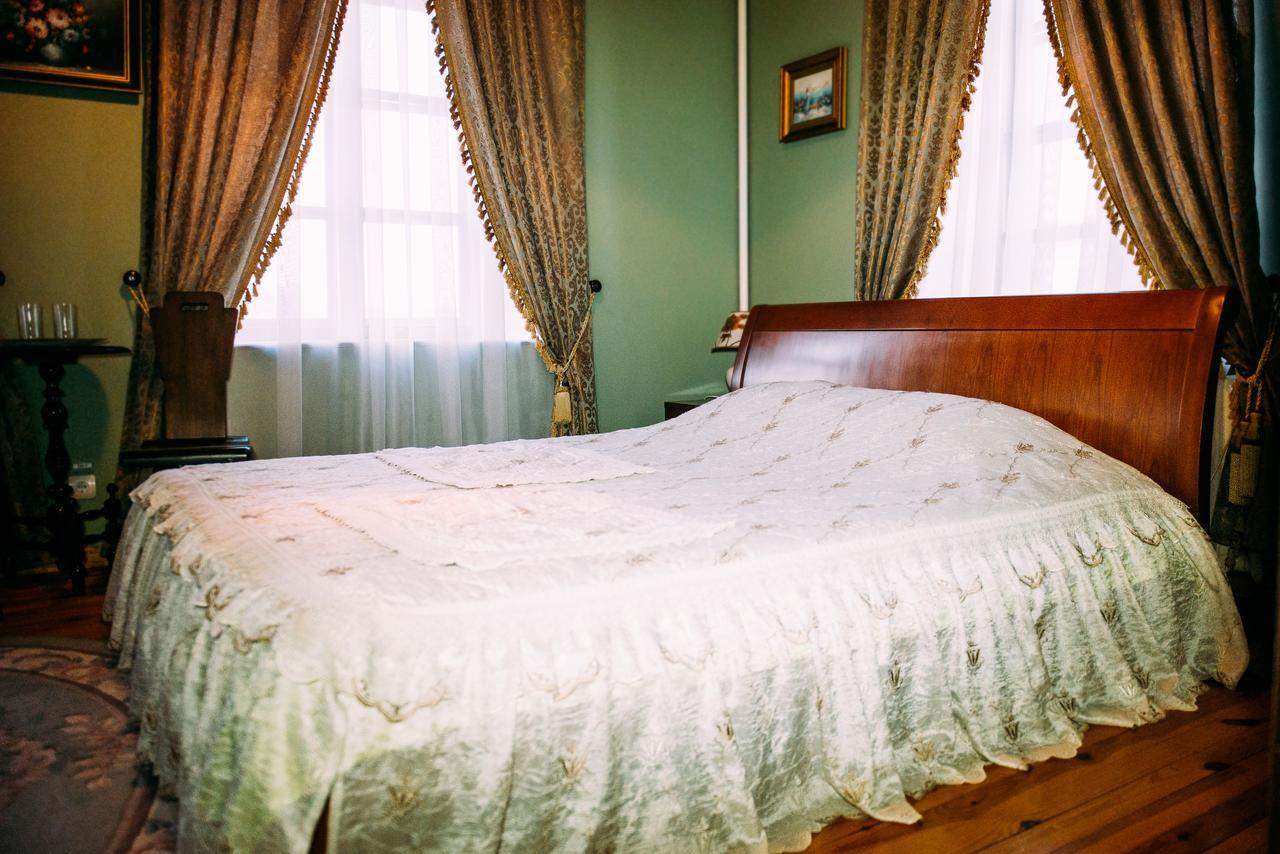 Antique House Hotel Dubno Luaran gambar