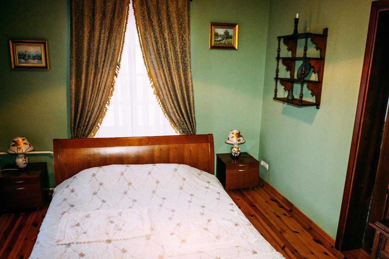 Antique House Hotel Dubno Luaran gambar