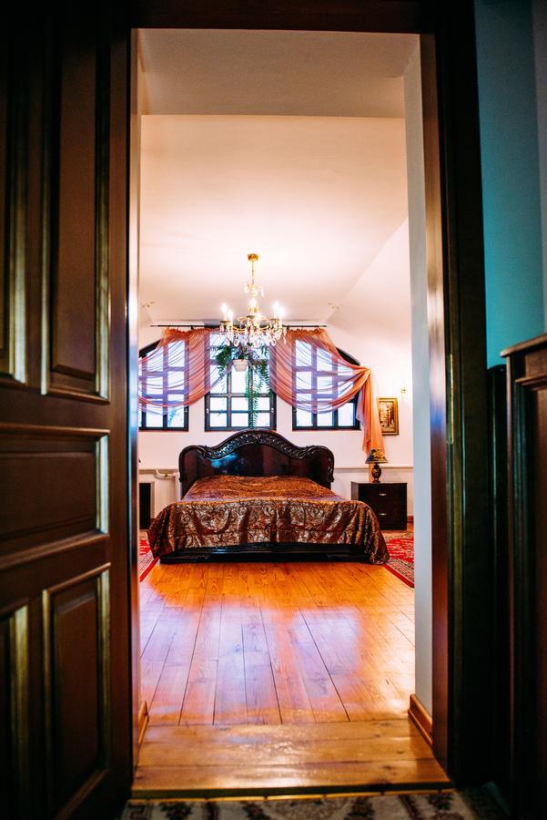 Antique House Hotel Dubno Luaran gambar