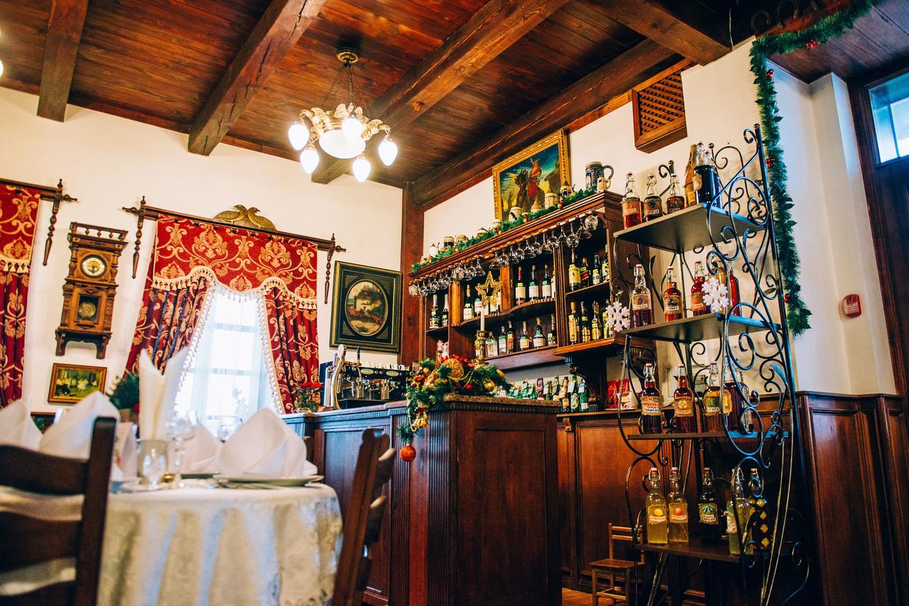 Antique House Hotel Dubno Luaran gambar