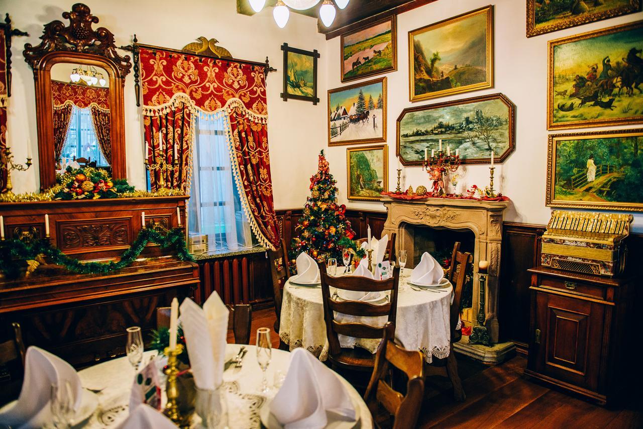 Antique House Hotel Dubno Luaran gambar