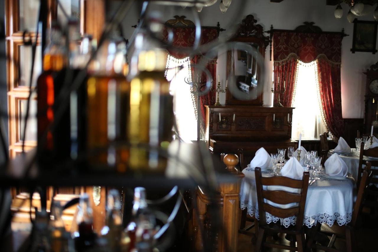 Antique House Hotel Dubno Luaran gambar
